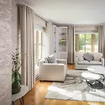 Brennan Court Guest בית הארחה 3*