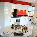 בית הארחה Brennan Court Guest 3*