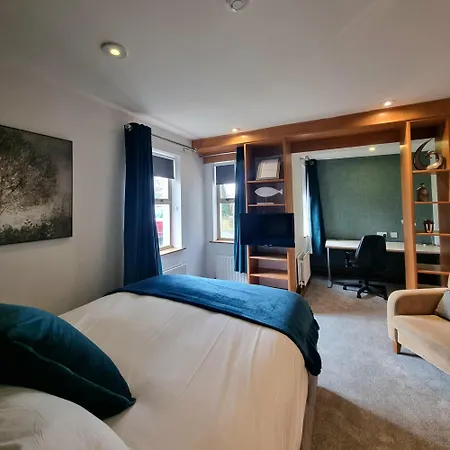 Brennan Court Guest Accommodation Limerick