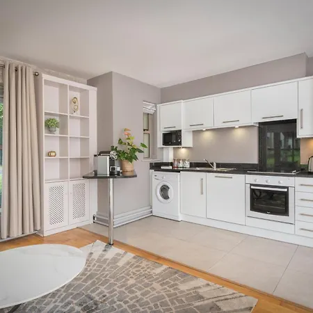 Brennan Court Guest Accommodation Limerick