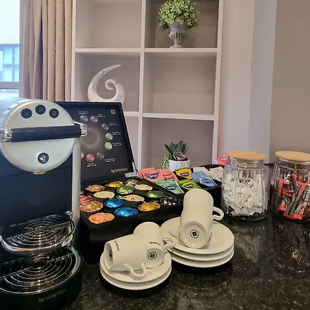 Brennan Court Guest בית הארחה