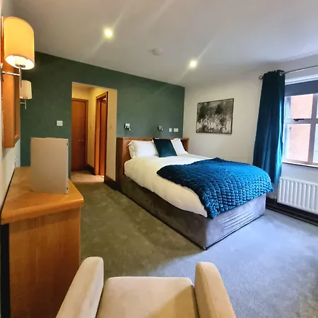 Гостевой дом Brennan Court Guest Accommodation 3*