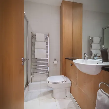 Brennan Court Guest Πανσιόν 3*