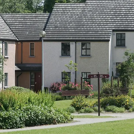 Guest house Brennan Court Guest Accommodation 3*
