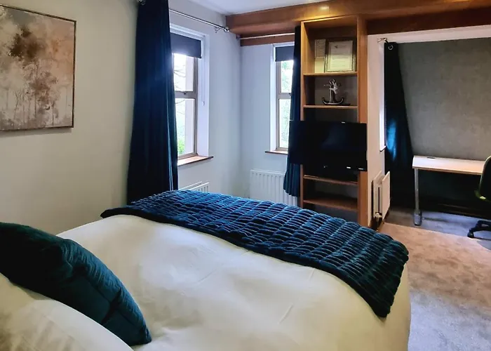 Brennan Court Guest 3*