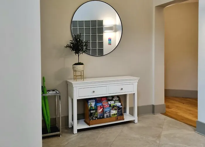 Gasthuis Brennan Court Guest 3*