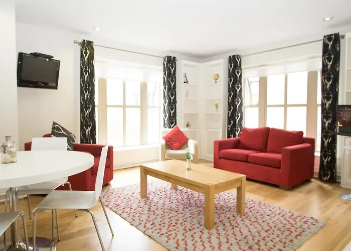Brennan Court Guest Accommodation Лимерик