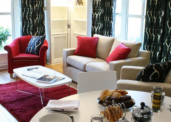 Brennan Court Guest Accommodation 3*